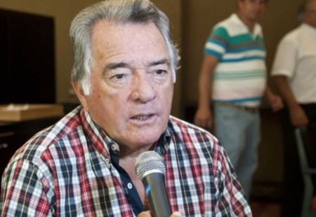 Barrionuevo aseguró que "al Gobierno le conviene que Cristina sea candidata" 