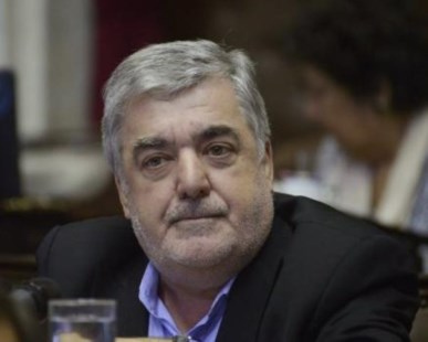 Das Neves apoyó el proyecto oficial de reforma electoral