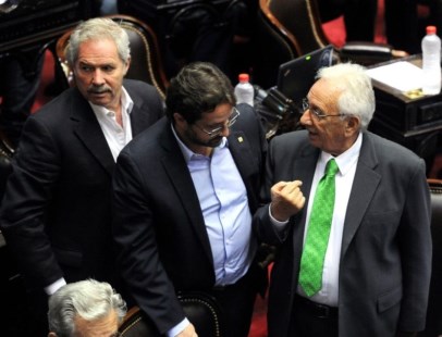 La oposición en Diputados pidió la derogación del decreto de Macri sobre el blanqueo para parientes