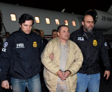 El Chapo Guzmán será juzgado en Nueva York por cargos adicionales a los pedidos en la extradición