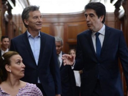 Macri hace más homogéneo el gabinete y fortalece a Peña 