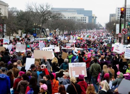 Multitudinaria Marcha de las Mujeres en Washington en contra de Trump