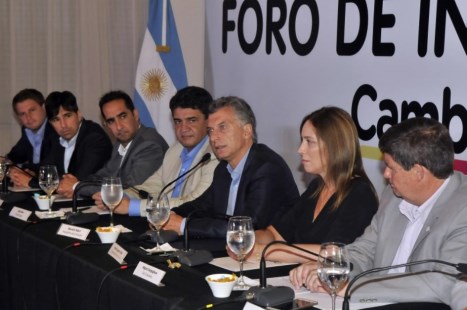 Macri encabezó junto a Vidal una reunión con casi 70 intendentes de Cambiemos