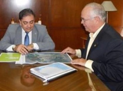El presidente del Puerto La Plata se reunió con el asesor general de Gobierno
