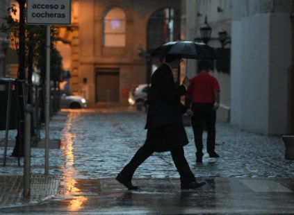 Más de 100.000 usuarios de Capital y el Conurbano sin luz