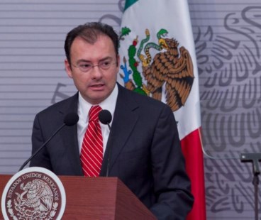 México rechaza las nuevas medidas migratorias de Trump y amenaza con ir a la ONU