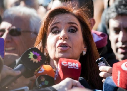 Cristina plantea que el Ministerio Público Fiscal no puede intervenir en la causa por la denuncia de Nisman