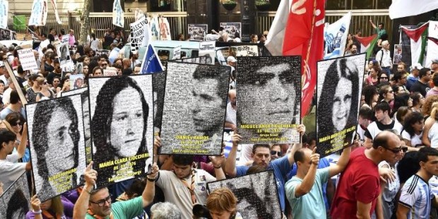 El Gobierno Nacional, a través las voces de distintos ministros y del presidente Mauricio Macri, reafirmó su compromiso con las políticas de Memoria, Verdad y Justicia.