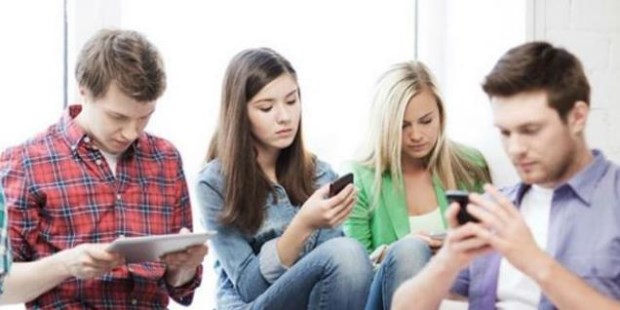 Hiperconectados y de escasa tolerancia, la atención de los adolescentes se agota a los diez segundos.