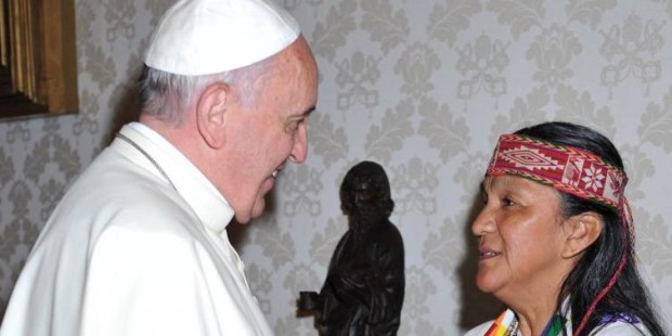 El pontífice respondió con la carta manuscrita a otra que le envío Sala transmitiéndole que era víctima de "hostigamiento" en su lugar de detención.