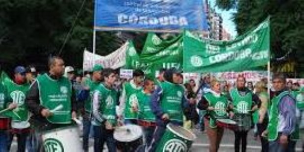 Levantaron El Corte En Avenida 9 De Julio Y Belgrano Por Una Protesta