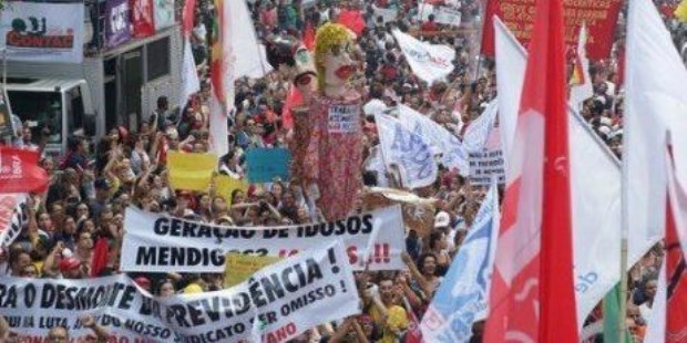 Se cumple la segunda huelga general contra Temer con corte de calles y protestas