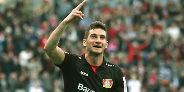 Alario necesitó sólo 23 minutos para marcar su primer gol en Bayer Leverkusen