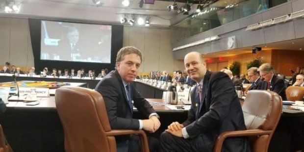 Dujovne y Sturzenegger presentaron en Washington las prioridades de trabajo que Argentina impulsará en el G20 
