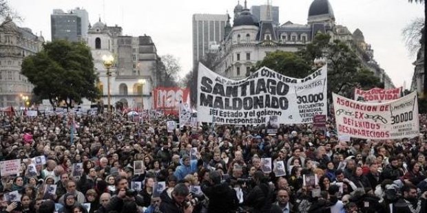 Un país dominado por el setentismo 