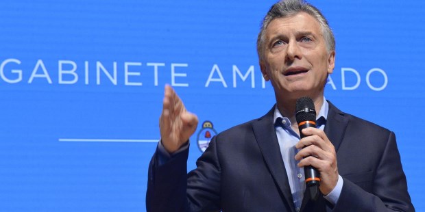 Macri encabezó una reunión de gabinete ampliado en el Centro Cultural Kirchner (CCK).