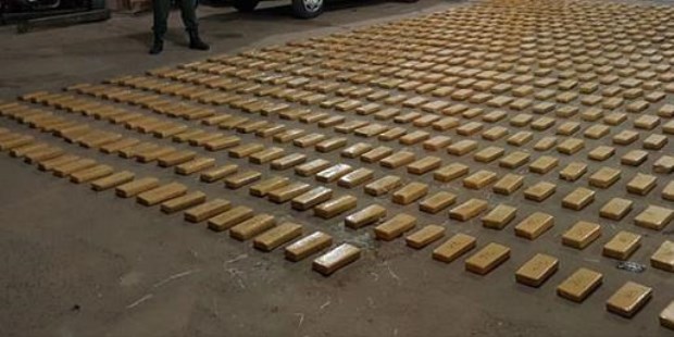 Casi 700 kilos de marihuana fueron decomisados en la localidad correntina de Itatí.