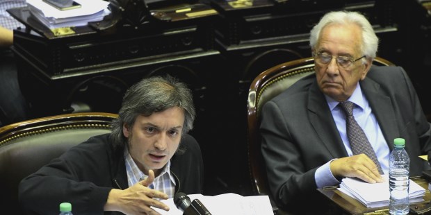 Para Máximo Kirchner, su padre cometió "un gran error" al autorizar la fusión Cablevisión-Multicanal