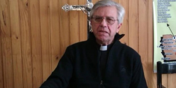 El obispo de Bariloche pidió abrir "caminos racionales a través del diálogo y la ley" 