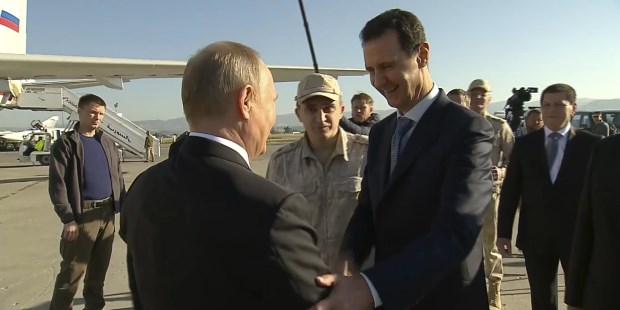 Putin llega por sorpresa a Siria para declarar la victoria sobre la insurgencia