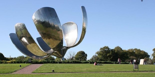 Crónica acertada de una apostasía