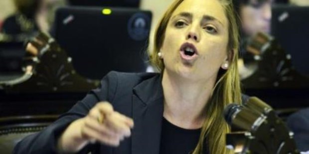 Soria: "Me da vergüenza que esos gobernadores se digan peronistas; no son peronistas son prostitutas de Macri"