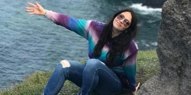 La familia de la chica que murió haciendo parapente pidió que se investigue al instructor.