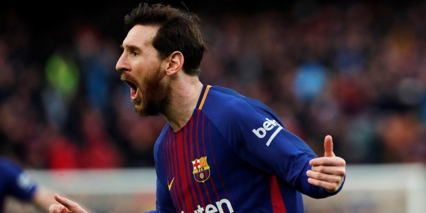 Una genialidad de Messi le dio el triunfo al Barcelona sobre el Atlético para encaminar la Liga