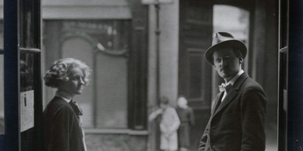 Por su vanguardismo extremo la novela publicada en 1922 siempre constituyó un desafío colosal para los traductores.