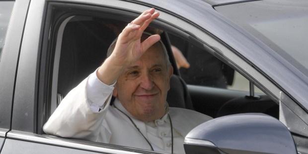 Francisco a los argentinos: "A los que puedan sentirse ofendidos por alguno de mis gestos, les pido perdón"