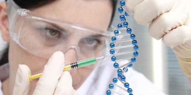 El gran desarrollo de la bioética ha suscitado el interrogante de cuáles sean los límites o hasta qué punto es lícito favorecer el dominio del hombre sobre el hombre en el campo de la medicina y de la biología.