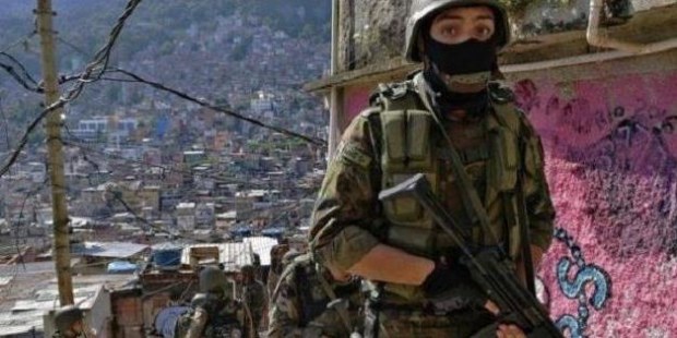 Ocho muertos en un enfrentamiento entre policías y presuntos narcotraficantes en una favela de Río de Janeiro