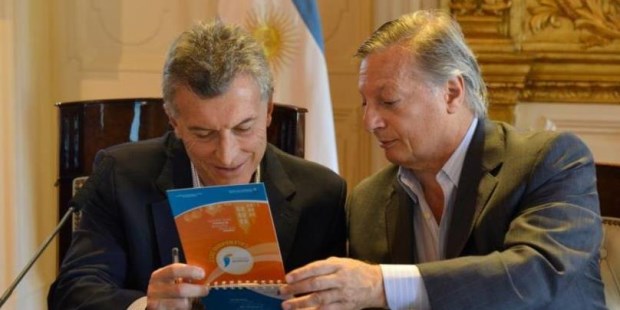 Respaldo a Aranguren: "Dejó su actividad privada para hacerse cargo del mayor despelote que dejaron los kirchneristas"