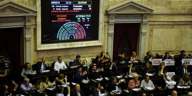 La oposición logró en Diputados aprobar el proyecto para atenuar la suba de tarifas