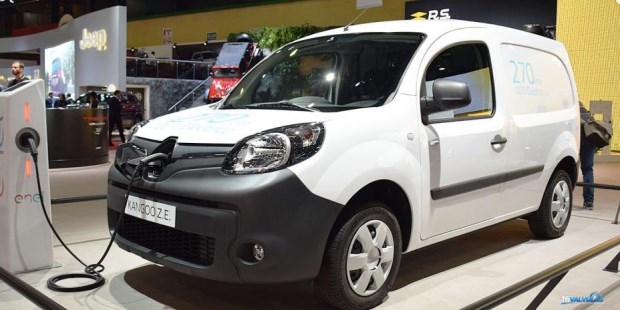 El modelo de renault Kangoo Ze, entre los primeros vehículos eléctricos que ingresaron al país.