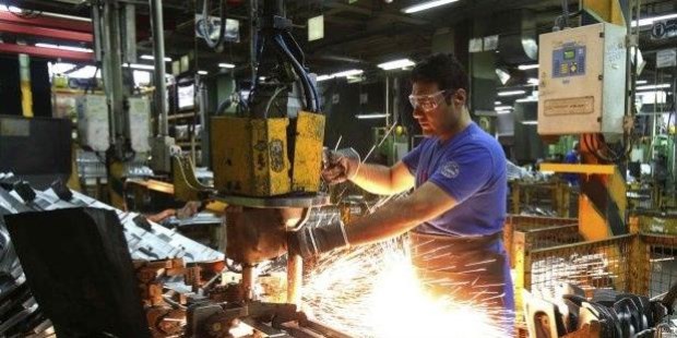 Cayó 4,5% la actividad económica en junio, según una consultora privada 