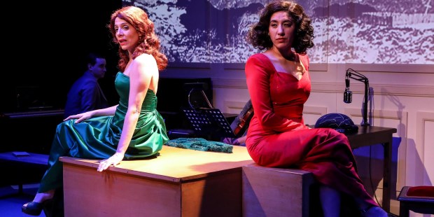 Transitan las actrices entre la comedia desopilante, el melodrama radial y el lirismo puro.