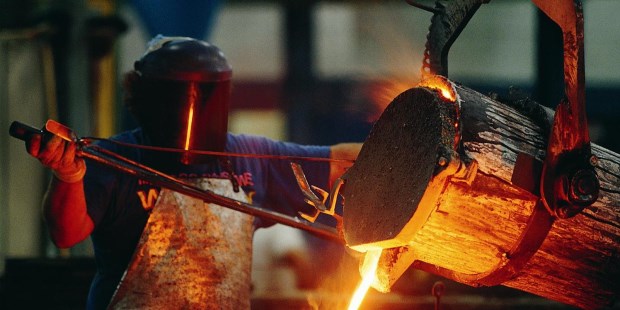 La producción de acero crudo creció 16,3% en juli