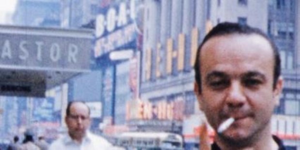 Loable evocación de un creador