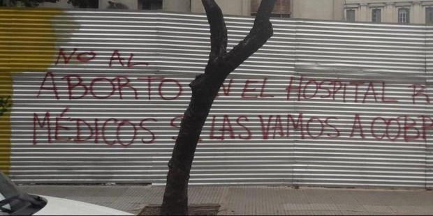 Desesperado intento por frenar un aborto