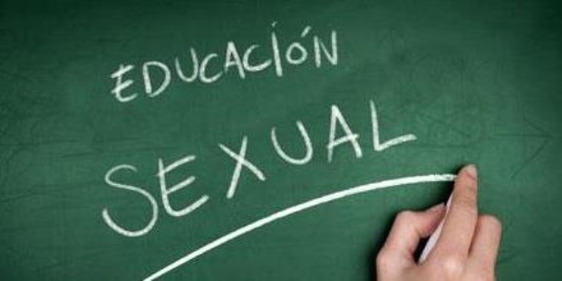 La ideología de género se­ basa en una creencia religiosa­