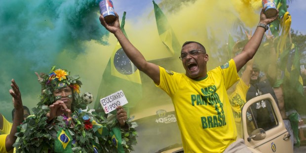 Brasil por encima de todo y Dios encima de todos, fue el principal lema de campaña de Bolsonaro.