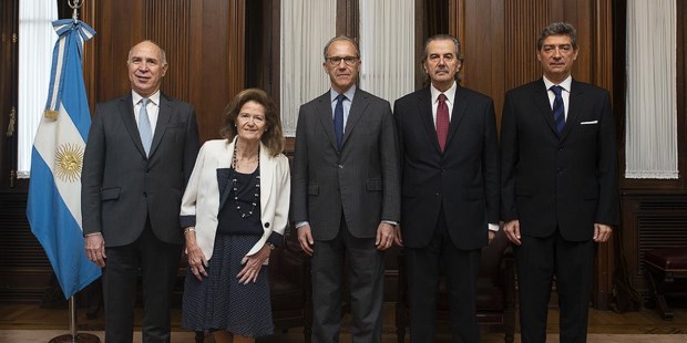 Fuerte advertencia a­ la Corte por el 2x1­
