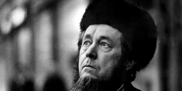 Solzhenitzyn notaba un "parentesco inesperado" entre liberales y comunistas.