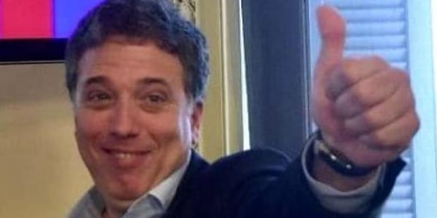 De qué se ríe señor ministro, de qué se ríe