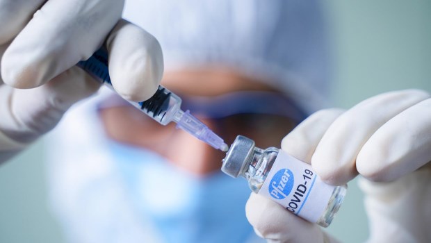 Llega al país el primer lote de vacunas Pfizer - Actualidad | Diario La  Prensa